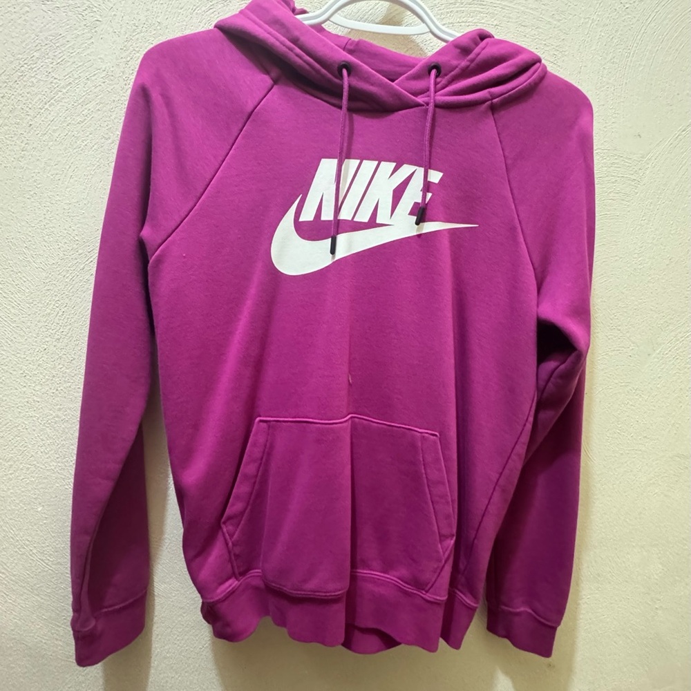 Nike Women’s XS Purple Pullover‎ Hoodie Cotton Blend Sweatshirt Logo Soft